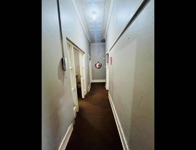 10 BEDROOM HOUSE FOR SALE IN KENSINGTON